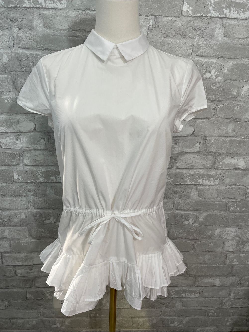 Reserved White Short-Sleeve Tie-Waist Ruffle Peplum Top